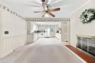 2036 E Pine St, Mount Airy, NC 27030 - Photo 15