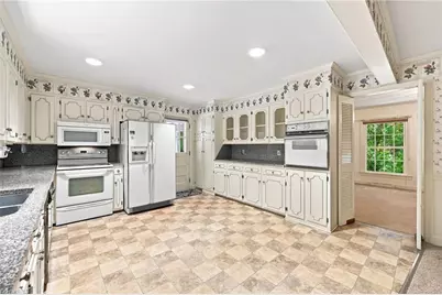 2036 E Pine Street, Mount Airy, NC 27030 - Photo 17