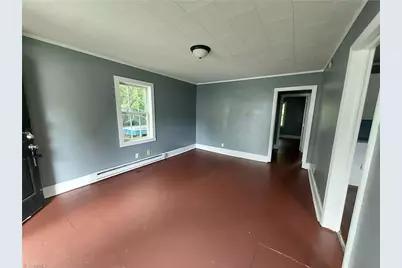 413-415 Gilmer Circle, Reidsville, NC 27320 - Photo 5