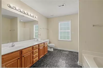 215 Blakes Court, Thomasville, NC 27360 - Photo 19