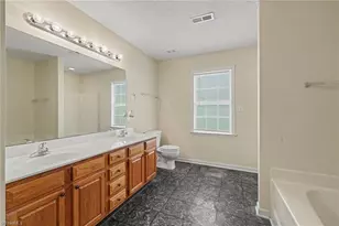 215 Blakes Ct, Thomasville, NC 27360 - Photo 19