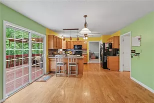 215 Blakes Ct, Thomasville, NC 27360 - Photo 13