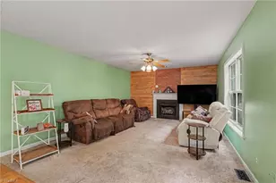 215 Blakes Ct, Thomasville, NC 27360 - Photo 11