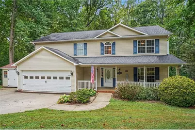215 Blakes Court, Thomasville, NC 27360 - Photo 7