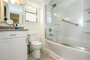2311 Oakcliffe Dr, Kernersville, NC 27284 - Photo 9