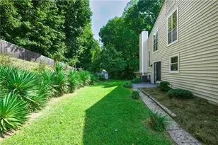 2311 Oakcliffe Dr, Kernersville, NC 27284 - Photo 39