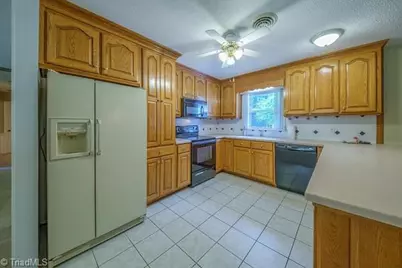 5160 Nicole Road, Kernersville, NC 27284 - Photo 7