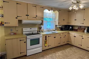 902 Elmhurst St, Winston-Salem, NC 27127 - Photo 5