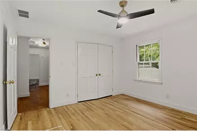 33 Kemp Road E, Greensboro, NC 27410 - Photo 21