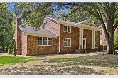 33 Kemp Road E, Greensboro, NC 27410 - Photo 3