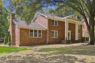 33 Kemp Rd E, Greensboro, NC 27410 - Photo 3