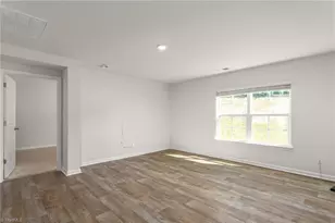 5026 Crest Ct, Trinity, NC 27370 - Photo 9