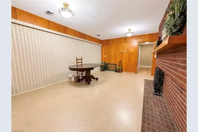 324 E Main Street, Candor, NC 27229 - Photo 11