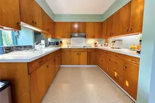 324 E Main St, Candor, NC 27229 - Photo 25