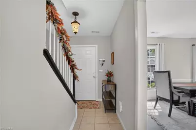 4080 Huntingreen Lane #B, Winston-Salem, NC 27106 - Photo 5