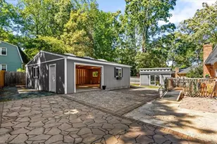 3403 Charing Cross Rd, Greensboro, NC 27455 - Photo 33