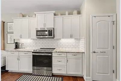 5159 Sedge Hollow Drive, Kernersville, NC 27284 - Photo 11