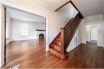 226 W Main Street, Elkin, NC 28621 - Photo 3