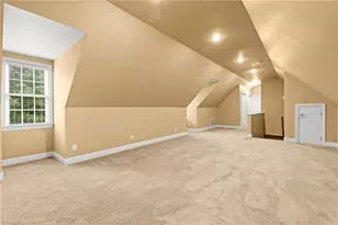 3940 Newport Ct, High Point, NC 27265 - Photo 29