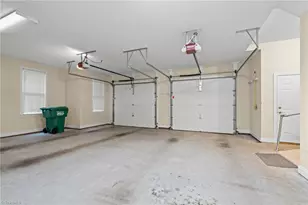 3940 Newport Ct, High Point, NC 27265 - Photo 37