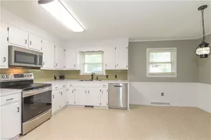 429 Mendenhall Dr, Winston-Salem, NC 27127 - Photo 17