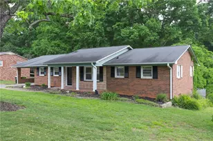 429 Mendenhall Dr, Winston-Salem, NC 27127 - Photo 3