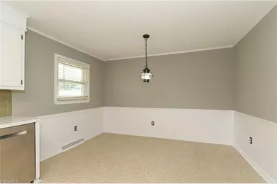 429 Mendenhall Drive, Winston-Salem, NC 27127 - Photo 15