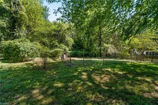 5701 Buddingwood Dr, Greensboro, NC 27409 - Photo 35
