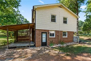 5701 Buddingwood Dr, Greensboro, NC 27409 - Photo 29