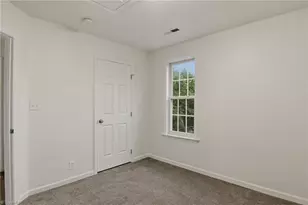 3311 Sumter Dr, High Point, NC 27265 - Photo 23