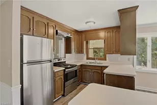 1233 Guilford College Rd, Jamestown, NC 27282 - Photo 9