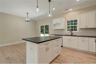 807 Claymore Court, Reidsville, NC 27320 - Photo 23