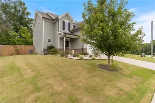 627 Heartpine Dr, Mebane, NC 27302 - Photo 3