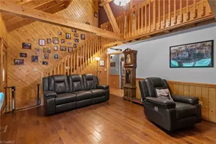 679 Bonnie Regan Rd, Thomasville, NC 27360 - Photo 9