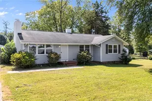 5615 Plantation Dr, Winston-Salem, NC 27105 - Photo 3