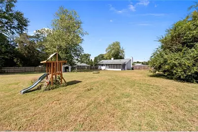 5615 Plantation Drive, Winston-Salem, NC 27105 - Photo 29