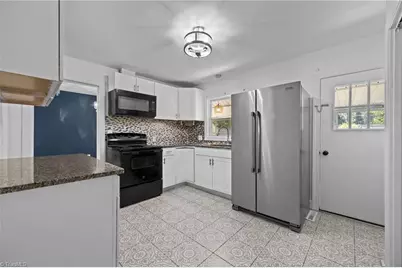 5615 Plantation Drive, Winston-Salem, NC 27105 - Photo 11