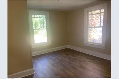907 Roosevelt Street, Winston-Salem, NC 27105 - Photo 11