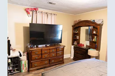 907 Roosevelt Street, Winston-Salem, NC 27105 - Photo 3