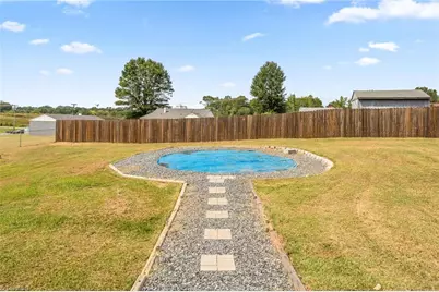 1035 Maryland Avenue, Eden, NC 27288 - Photo 39
