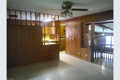 320 E Vandalia Road, Greensboro, NC 27406 - Photo 3