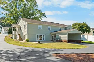 590 N Peace Haven Rd, Winston-Salem, NC 27104 - Photo 31