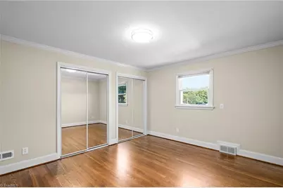 590 N Peace Haven Road, Winston-Salem, NC 27104 - Photo 21