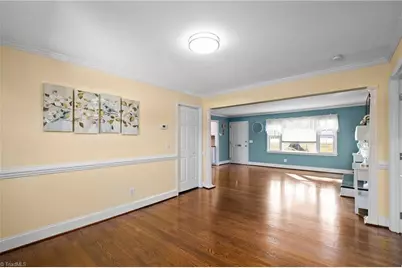 590 N Peace Haven Road, Winston-Salem, NC 27104 - Photo 11