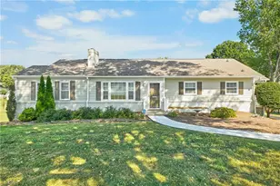 590 N Peace Haven Rd, Winston-Salem, NC 27104 - Photo 29