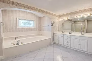 590 N Peace Haven Rd, Winston-Salem, NC 27104 - Photo 13