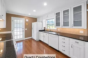 590 N Peace Haven Rd, Winston-Salem, NC 27104 - Photo 7