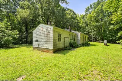 955 Valleystream Road, Winston-Salem, NC 27104 - Photo 13