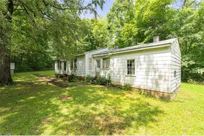 955 Valleystream Road, Winston-Salem, NC 27104 - Photo 9