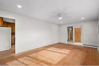 2216 W Cone Boulevard, Greensboro, NC 27408 - Photo 5